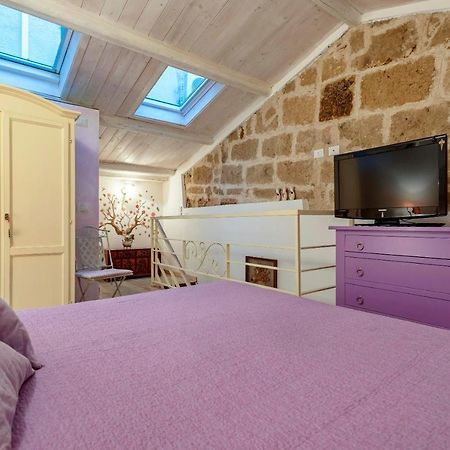アルゲーロAmethyst Attic In Old Town By Seaアパートメント エクステリア 写真